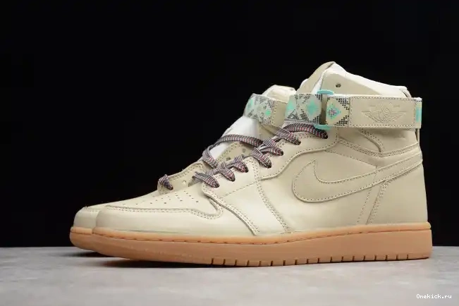 One Kick Jordan High 1 AR4410-207 Air N7 Strap Retro 0702